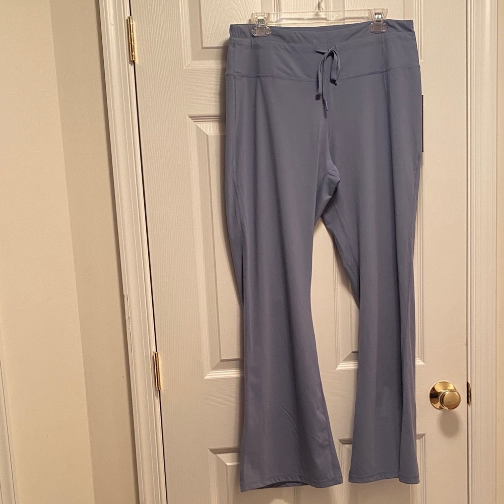 Stretch the Rules Light Blue Yoga Pants…size XL